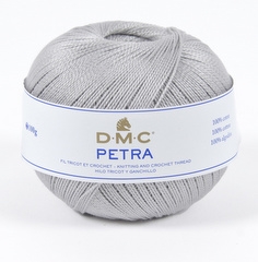 DMC Petra nr. 5 farve 5415 lys grå
